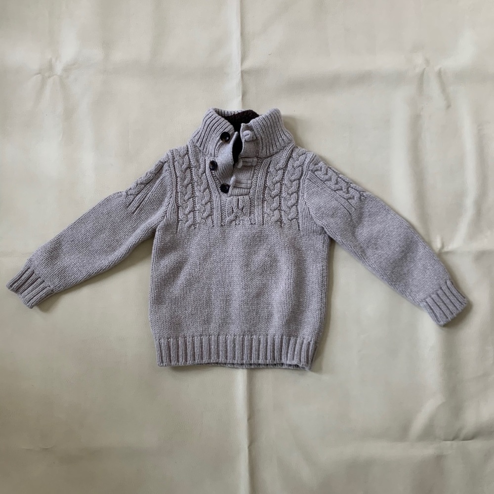 Sweater - Picture 2 of 4